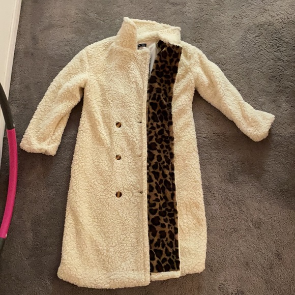 Fuzzy jacket - Picture 3 of 3